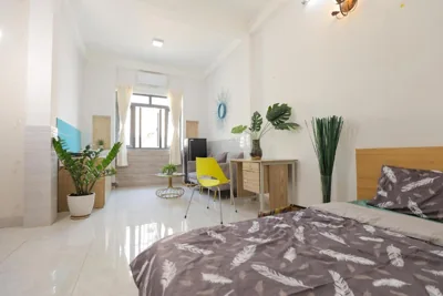 Appartement une chambre — Cozy studio in Phu Nhuan District near District 1